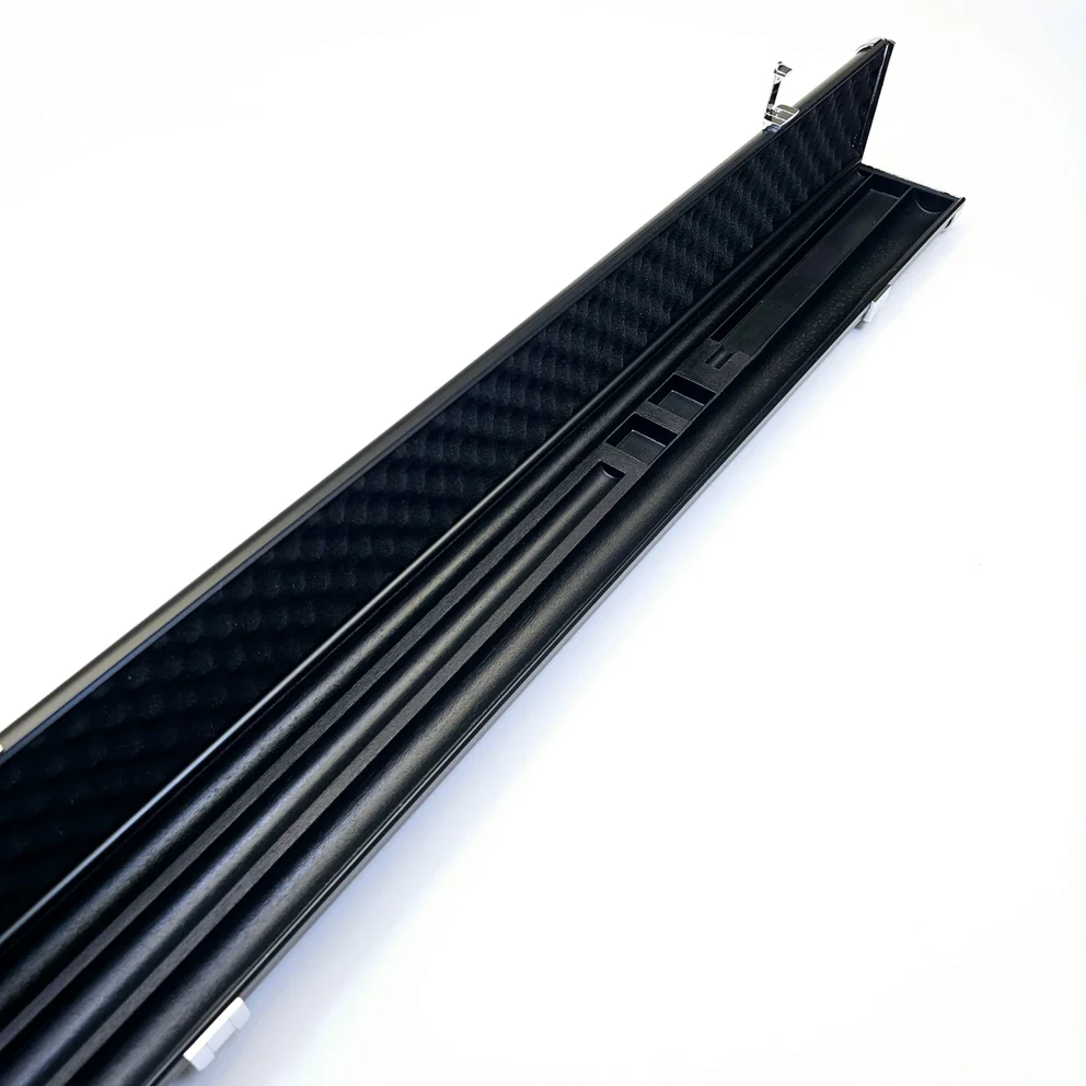 Premium Cues Three Channel Aluminium One Piece Cue Case - Image 3